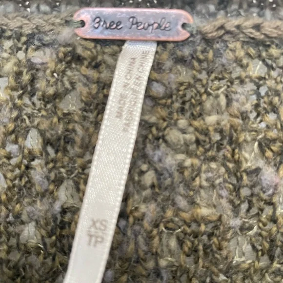 Free People Textured Olive Sweater XS - Picture 4 of 11